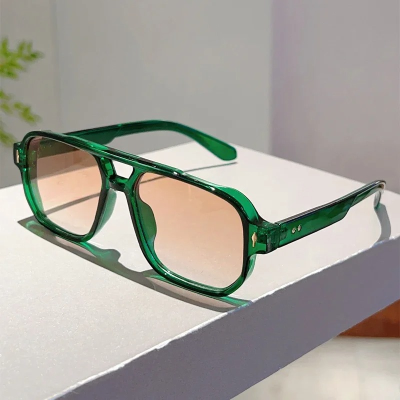 Vintage Fashion Girl - Kacamata Hitam Persegi Double Bridge Vintage