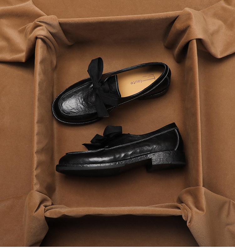 Vintage Style Women Fashion - KOTAK SEPATU ‌ Sepatu Loafer Gaya