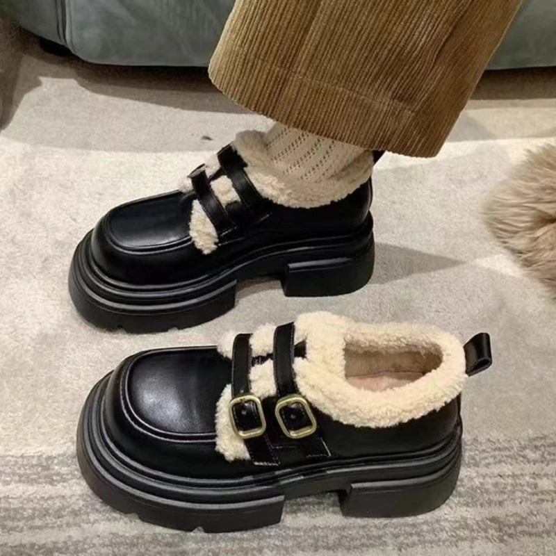 Vintage Style Women Fashion - Sepatu Kulit Kecil Gaya Inggris Musim